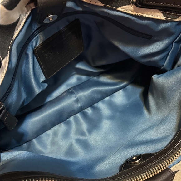 Coach Peyton Signature Canvas Carryall Shoulder Bag in Dark Denim and White - Picture 7 of 15